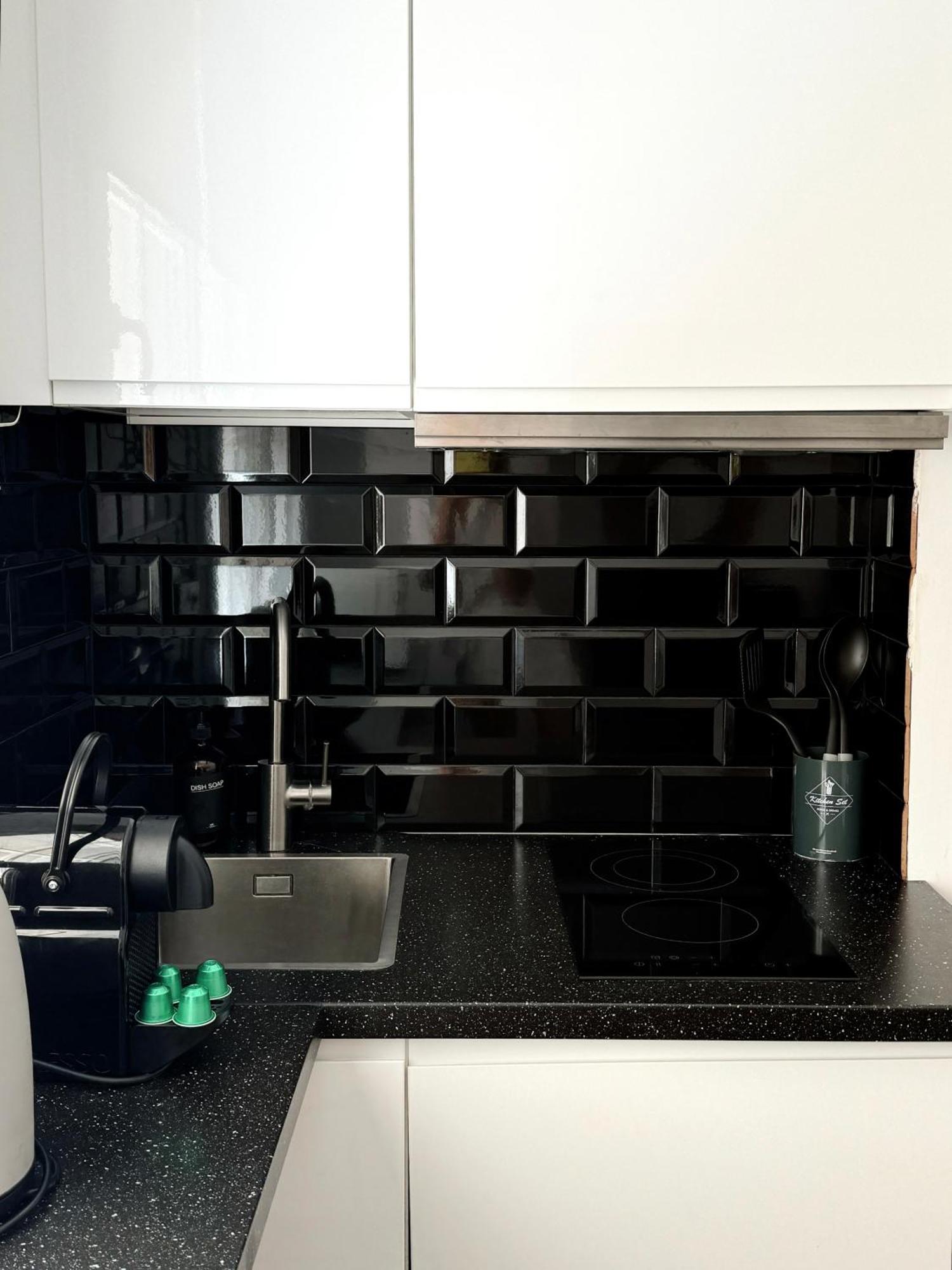 Stylish City Centre Studio - Grand Central House Gibraltar Eksteriør billede