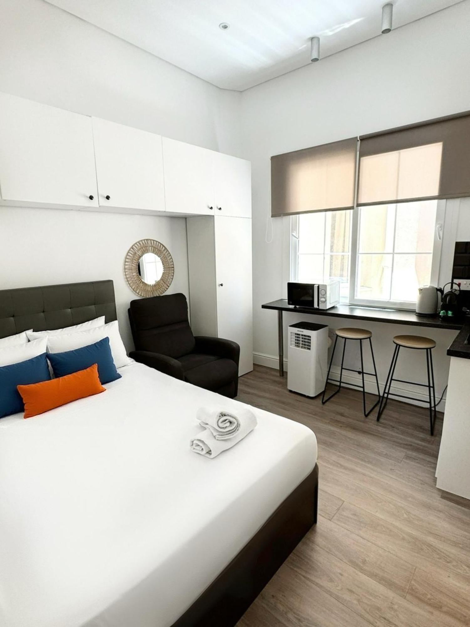 Stylish City Centre Studio - Grand Central House Gibraltar Eksteriør billede