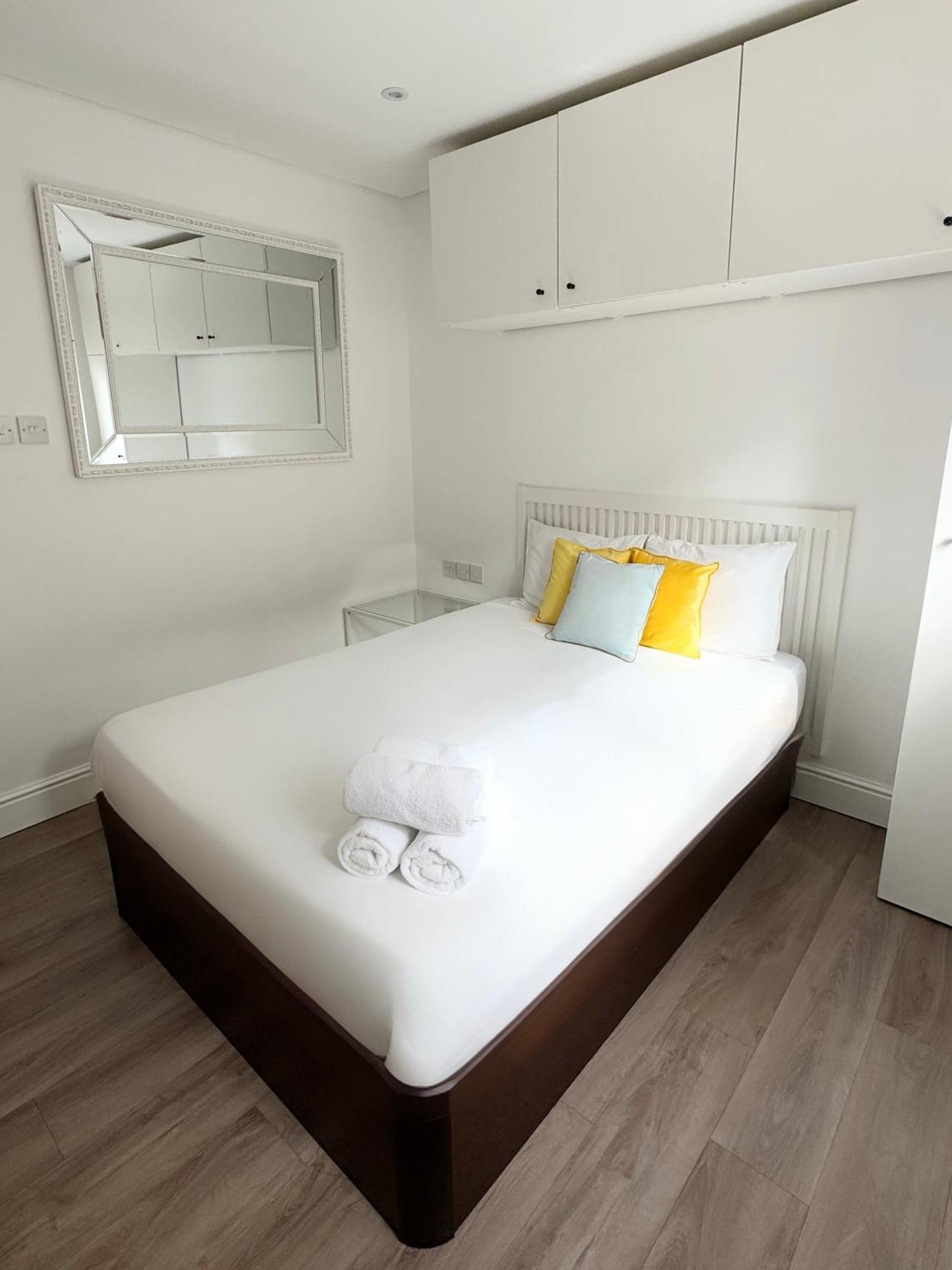 Stylish City Centre Studio - Grand Central House Gibraltar Eksteriør billede